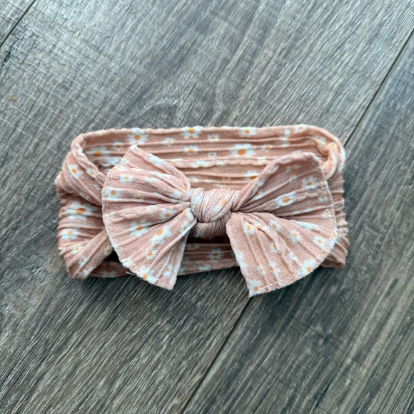 Adorable Pink Floral Kids Headband - Picture 1 of 1